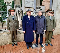 О ЦЕРЕМОНИИ ВОЗЛОЖЕНИЯ ВЕНКА К МЕМОРИАЛЬНОЙ ДОСКЕ В ЧЕСТЬ ОСВОБОДИТЕЛЕЙ УЗНИКОВ БУДАПЕШТСКОГО ГЕТТО