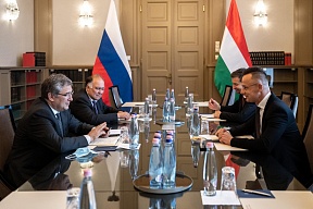 Evgenij Sztaniszlavov Oroszország magyarországi Nagykövete találkozott Szijjártó Péter Magyarország Külgazdasági és Külügyminiszterével