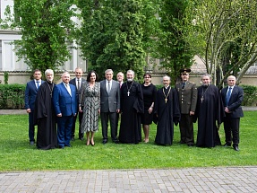 Evgenij Sztaniszlavov Oroszország magyarországi nagykövete a Moszkvai Patriarchátus Budapesti-Magyar Egyházmegye képviselőivel való találkozása