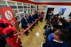 Az "orosz központot" avattak a Debreceni Egyetemen